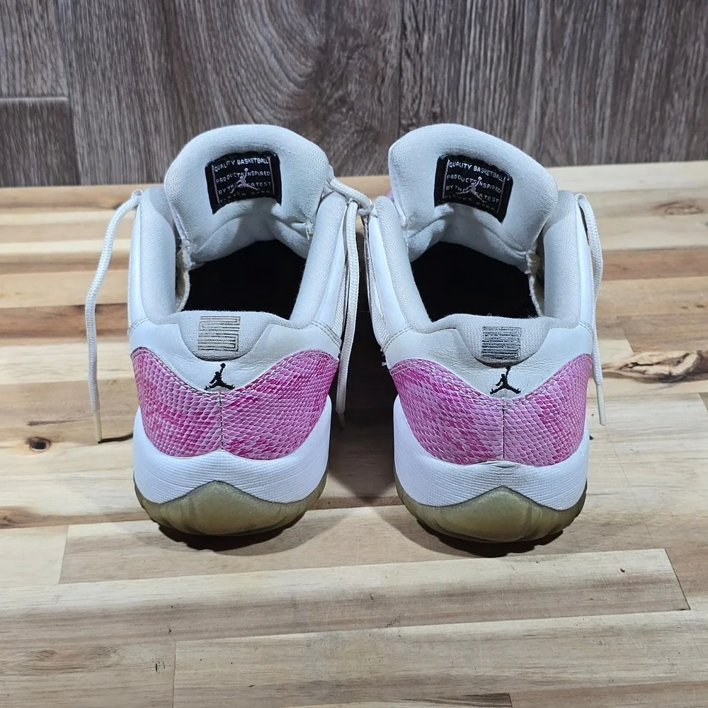 Jordan‎ Retro 11 Low Pink Snakeskin GS Size 6Y White 580521-108 2013